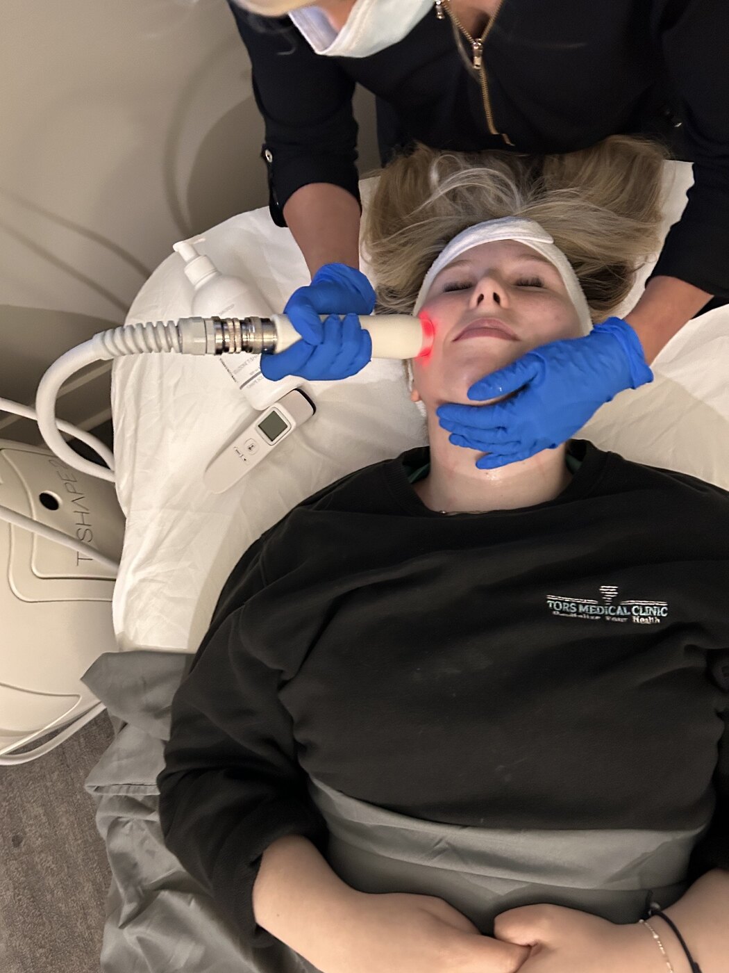 T-Shape 2 facial treatment at TORS Medical Clinic